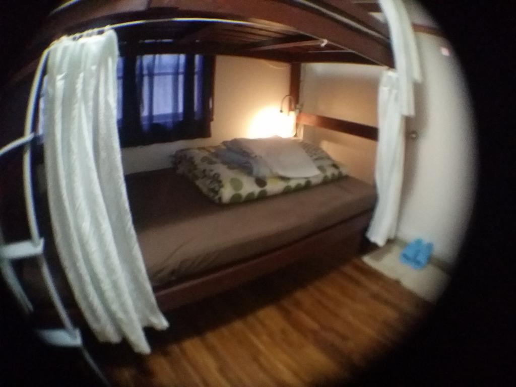 Guesthouse Base Okinawa Naha Esterno foto